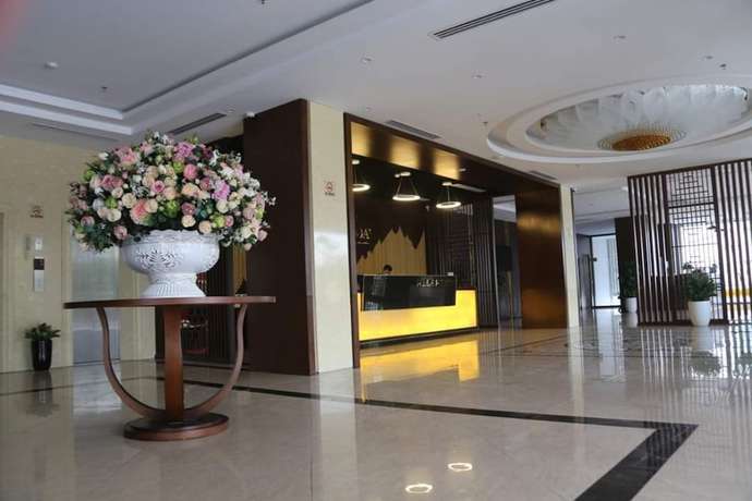 Imagen de los interiores del Hotel Holiday Cua Lo. Foto 20