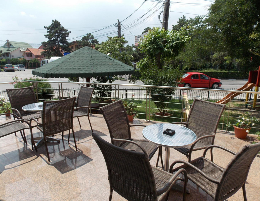 Imagen general del Hotel Holiday, EFORIE. Foto 4