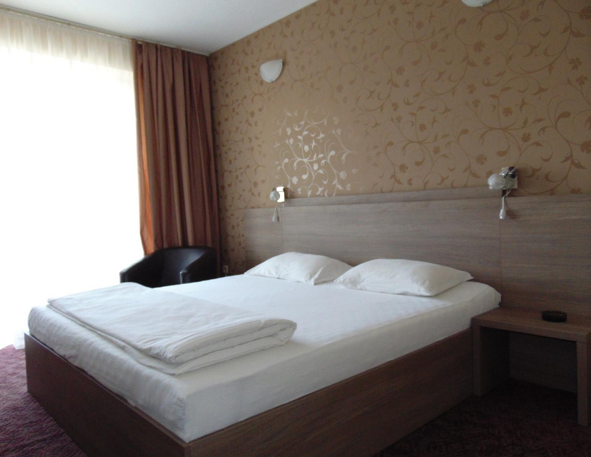 Imagen general del Hotel Holiday, EFORIE. Foto 22
