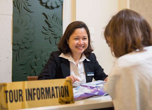 Imagen de los interiores del Hotel Holiday Emerald. Foto 18