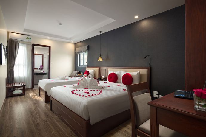 Imagen de la habitación del Hotel Holiday Emerald. Foto 14