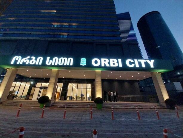 Imagen general del Hotel Holiday Express Orbi City. Foto 1