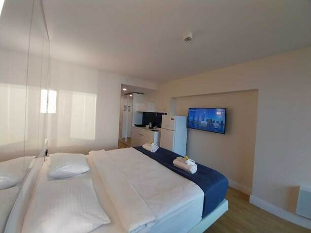 Imagen general del Hotel Holiday Express Orbi City. Foto 6
