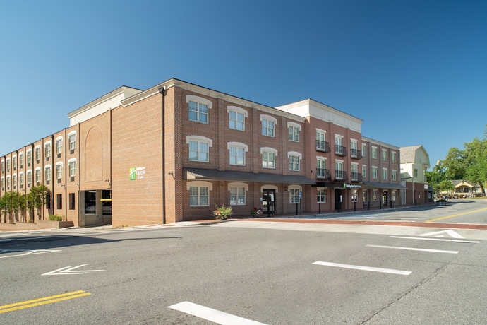 Imagen general del Hotel Holiday Express and Suites Dahlonega, an IHG. Foto 1