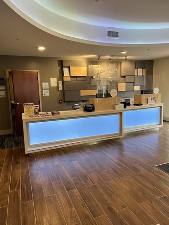 Imagen de los interiores del Hotel Holiday Express and Suites Dahlonega, an IHG. Foto 18