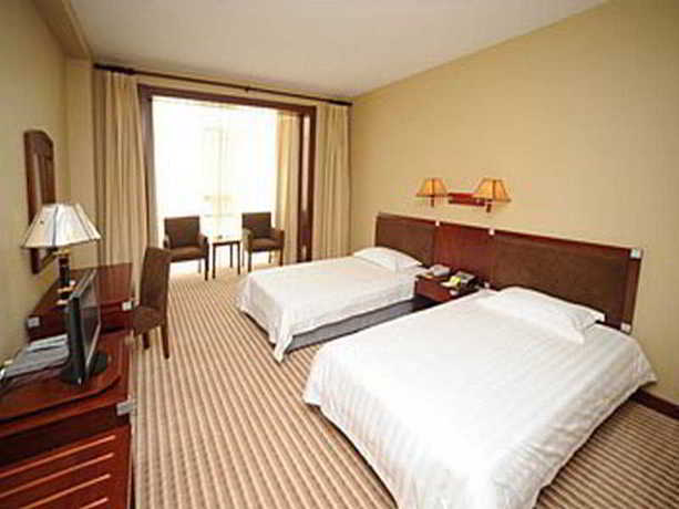 Imagen de la habitación del Hotel Holiday Garden. Foto 4
