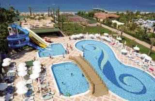 Imagen de la piscina del Hotel Holiday Garden Resort, Okurcalar. Foto 10