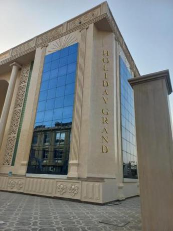 Imagen general del Hotel Holiday Grand. Foto 2