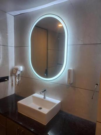 Imagen general del Hotel Holiday Grand. Foto 4