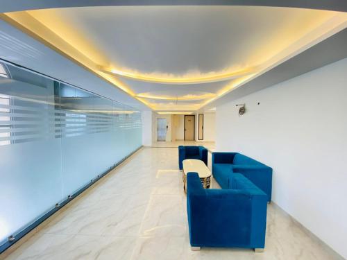 Imagen general del Hotel Holiday Grand. Foto 6