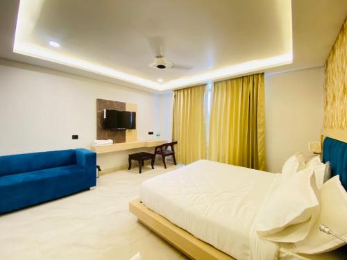 Imagen general del Hotel Holiday Grand. Foto 14