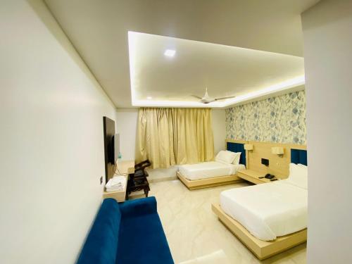 Imagen general del Hotel Holiday Grand. Foto 15