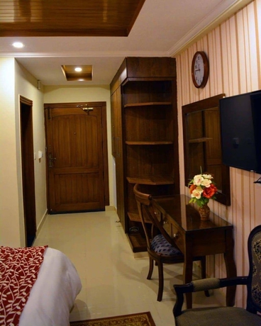 Imagen de la habitación del Hotel Holiday Grand Resort Bhurban. Foto 6