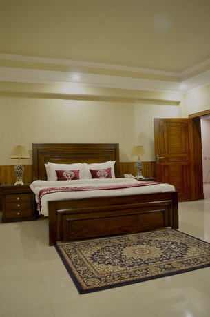 Imagen de la habitación del Hotel Holiday Grand Resort Bhurban. Foto 14