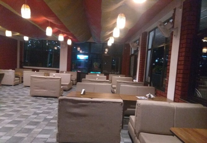 Imagen de los interiores del Hotel Holiday Hill, McLeod Ganj. Foto 30