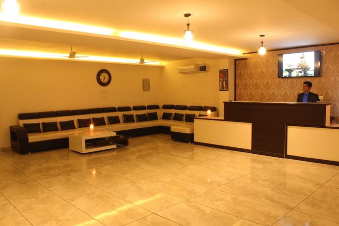 Imagen de los interiores del Hotel Holiday Hill, Rishikesh. Foto 19