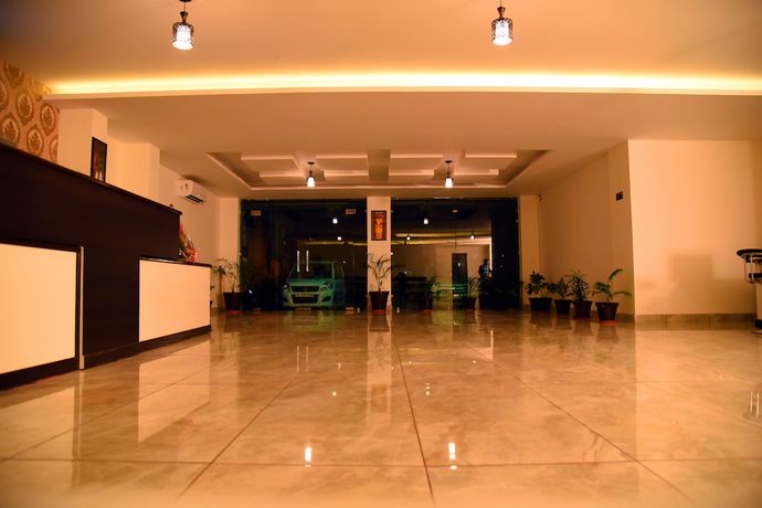 Imagen de los interiores del Hotel Holiday Hill, Rishikesh. Foto 20
