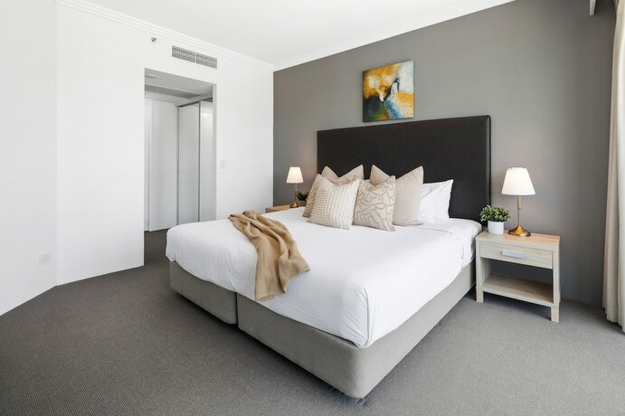 Imagen general del Hotel Holiday Holiday Crown Towers. Foto 5