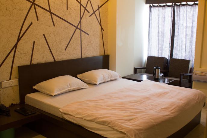 Imagen de la habitación del Hotel Holiday Home, JAIPUR. Foto 5