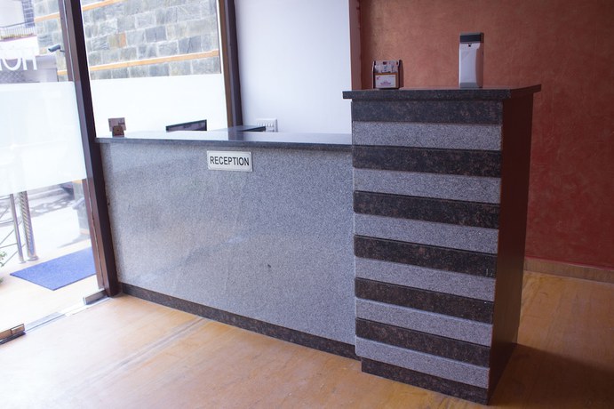 Imagen de los interiores del Hotel Holiday Home, JAIPUR. Foto 14