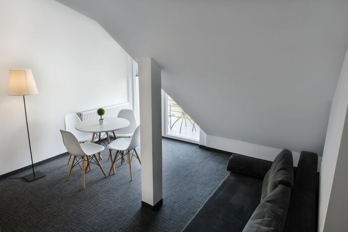 Imagen general del Hotel Holiday Home and SPA. Foto 10