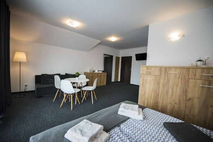 Imagen de la habitación del Hotel Holiday Home and SPA. Foto 18