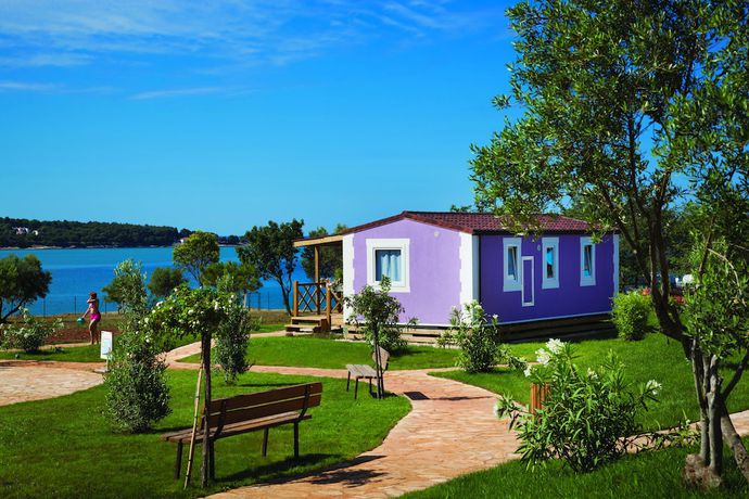 Imagen de los exteriores del Hotel Holiday Homes Sirena Premium Village. Foto 13