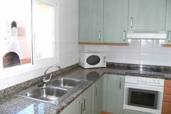 Imagen general del Hotel Holiday House Rambla Mallols L ESCALA. Foto 2