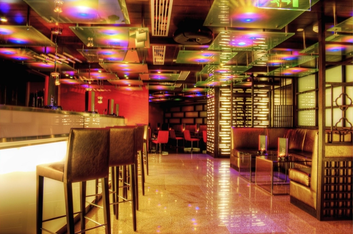 Imagen de los interiores del Hotel Holiday Inn Abu Dhabi, An Ihg. Foto 12