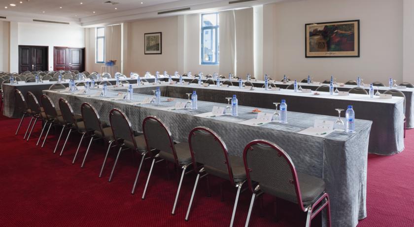 Imagen general del Hotel Holiday Inn Accra Airport, An Ihg. Foto 8