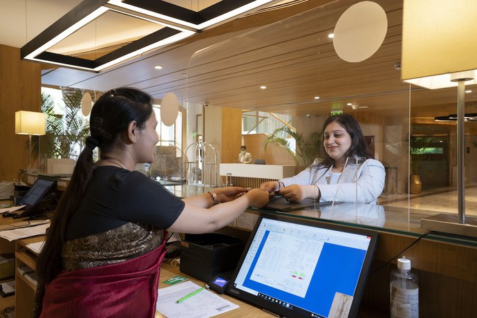 Imagen de los interiores del Hotel Holiday Inn Agra MG Road, an IHG Hotel. Foto 13