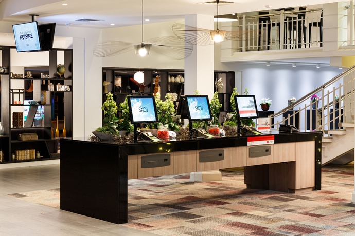 Imagen de los interiores del Hotel Holiday Inn Airport Brussels. Foto 11