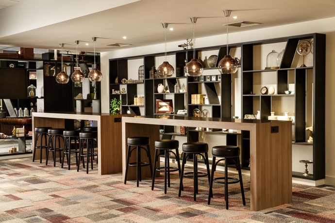 Imagen de los interiores del Hotel Holiday Inn Airport Brussels. Foto 12