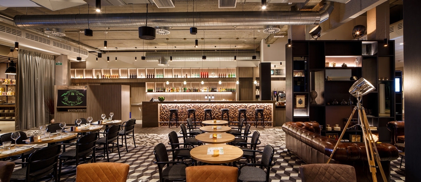 Imagen del bar/restaurante del Hotel Holiday Inn Airport Brussels. Foto 4