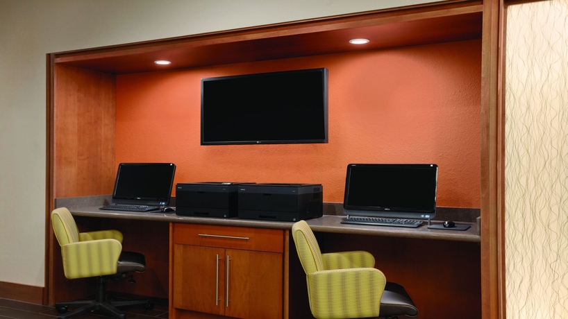 Imagen de los interiores del Hotel Holiday Inn Airport - Portland, An Ihg. Foto 12