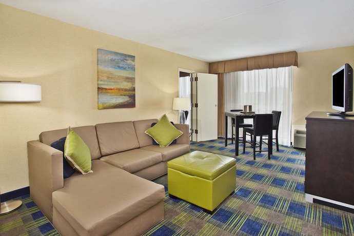 Imagen de la habitación del Hotel Holiday Inn Akron West - Fairlawn, an IHG. Foto 14