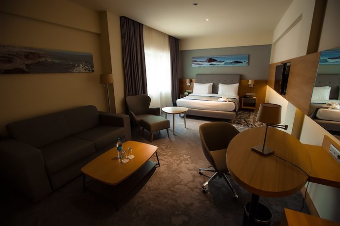 Imagen de la habitación del Hotel Holiday Inn Aktau - Seaside, an IHG. Foto 13