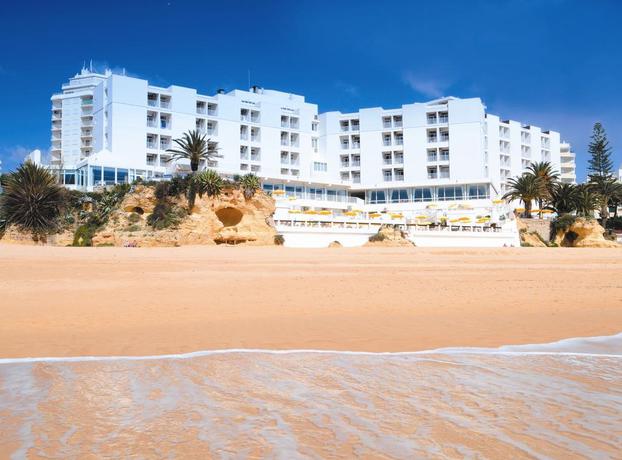 Imagen general del Hotel Holiday Inn Algarve - Armacao De Pera, An Ihg. Foto 2