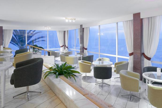 Imagen de los interiores del Hotel Holiday Inn Algarve - Armacao De Pera, An Ihg. Foto 14