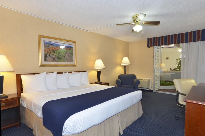 Imagen de la habitación del Hotel Holiday Inn Amarillo. Foto 6
