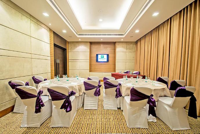 Imagen de los interiores del Hotel Holiday Inn Amritsar Ranjit Avenue, An Ihg. Foto 7