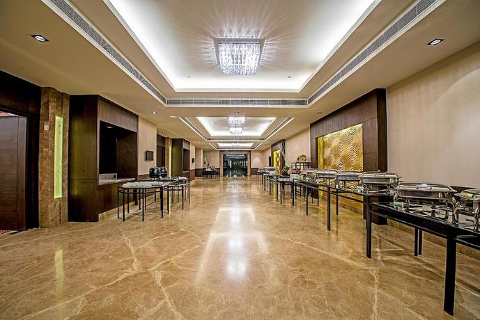 Imagen de los interiores del Hotel Holiday Inn Amritsar Ranjit Avenue, An Ihg. Foto 8