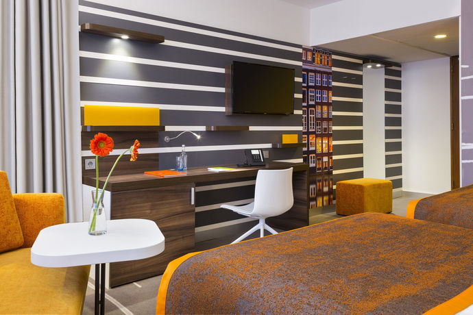 Imagen de la habitación del Hotel Holiday Inn Amsterdam. Foto 2