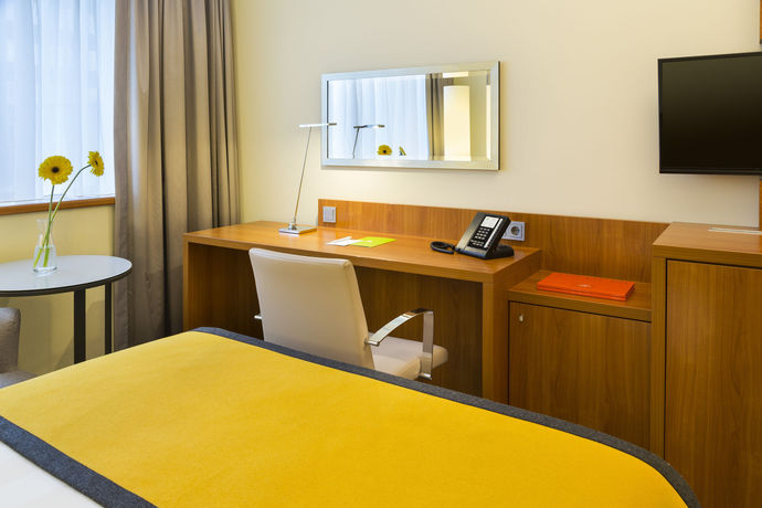 Imagen de la habitación del Hotel Holiday Inn Amsterdam. Foto 10