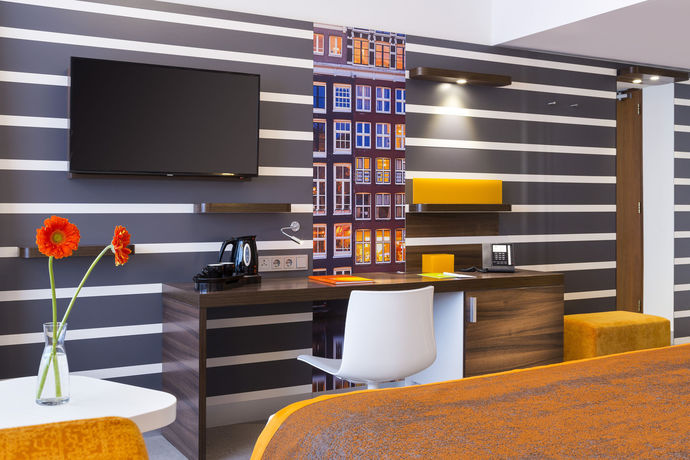Imagen de la habitación del Hotel Holiday Inn Amsterdam. Foto 16
