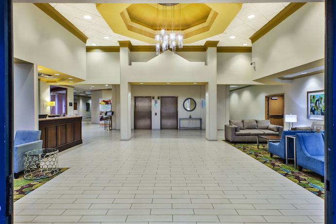 Imagen de los interiores del Hotel Holiday Inn And Suites Bolingbrook, An Ihg. Foto 17