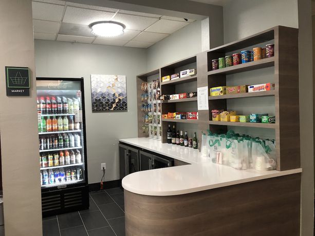 Imagen de los interiores del Hotel Holiday Inn And Suites Bothell, An Ihg. Foto 16