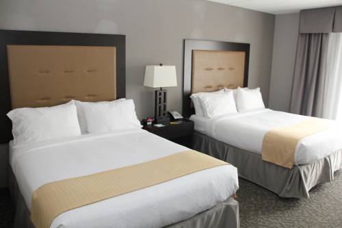 Imagen de la habitación del Hotel Holiday Inn And Suites East Peoria. Foto 12