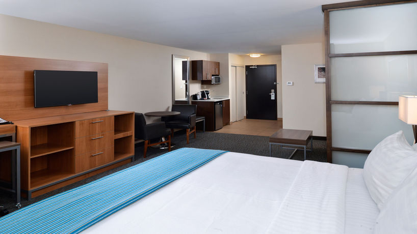Imagen de la habitación del Hotel Holiday Inn And Suites Edmonton Airport And. Foto 13