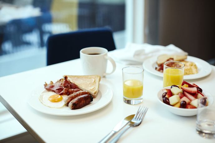 Imagen del bar/restaurante del Hotel Holiday Inn And Suites Hopkinsville - Convention Ctr, An Ihg. Foto 3